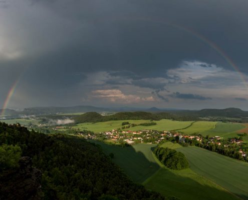 Regenbogen im Elbsandsteingebirge