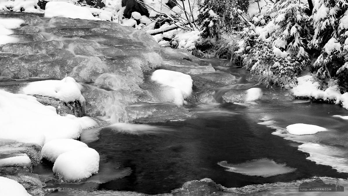 Langzeitbelichtung im Winter im Harz