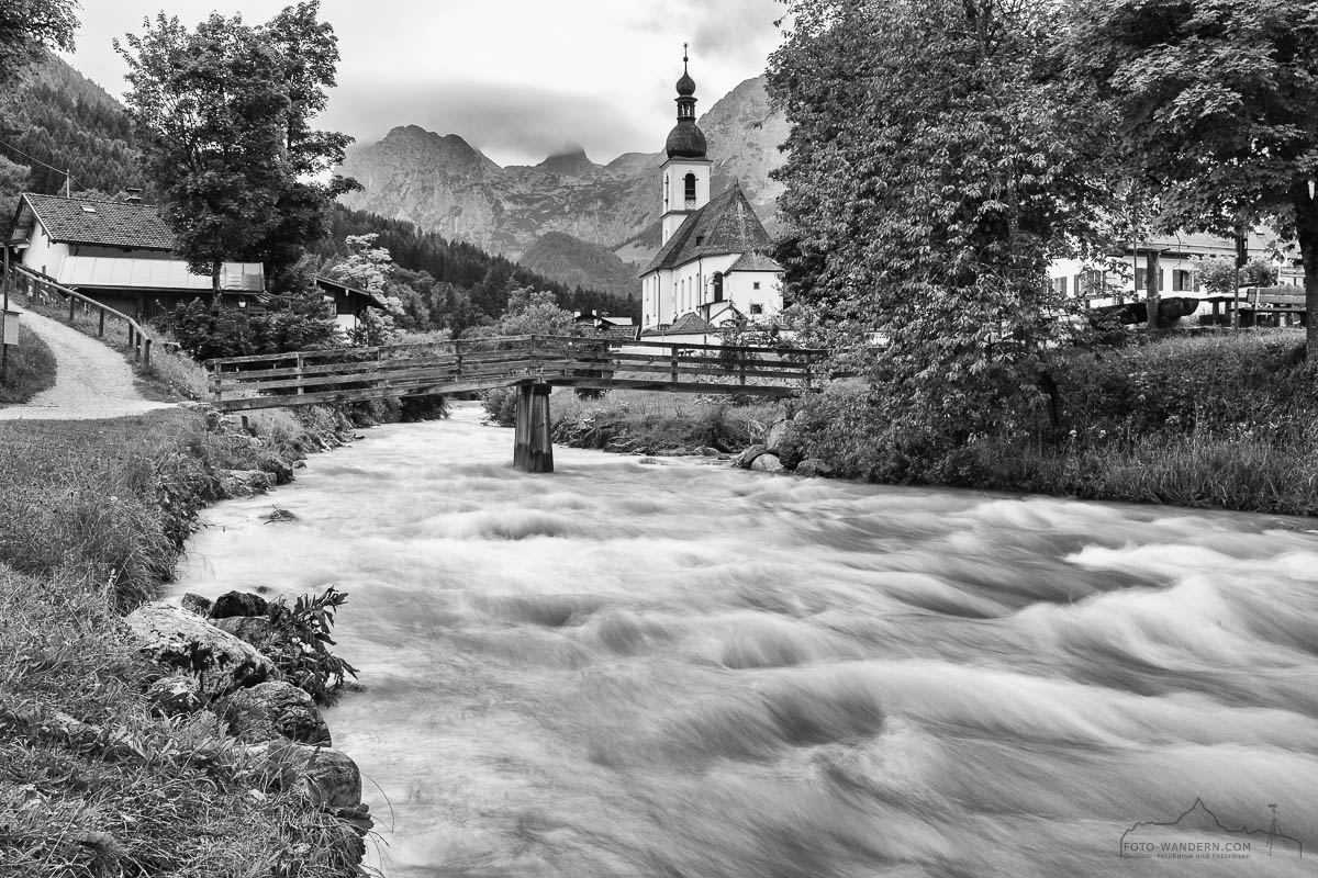 Fotokurs-Wanderwoche Berchtesgadener Land - Kirche in Ramsau-bw