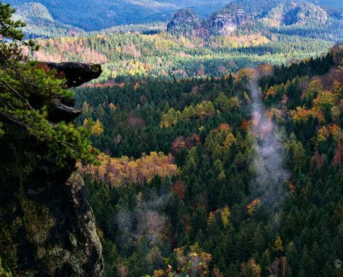 Fotokurs-Wochenende auf dem Malerweg in der Sächsischen Schweiz - Herbst 2017 © Jan S. Fotokurs-Wochenende auf dem Malerweg in der Sächsischen Schweiz - Herbst 2017 © Jan S.