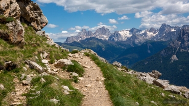 Hirzelsteig unterhalb des Rosengartens
