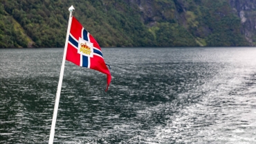 Von Gudvangen nach Kaupanger mit der Postfähre über den Naerofjord und Songnefjord, Norwegen