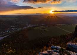 kurz vor Sonnenuntergang auf dem Lilienstein