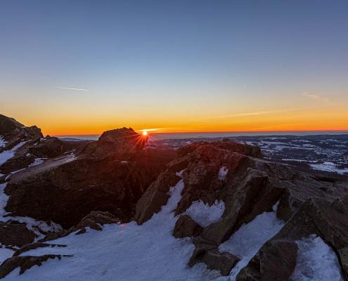 Sonnenuntergang auf der Wolfswarte im Harz