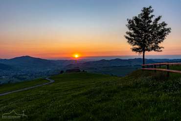 Sonnenuntergang und Blaue Stunde im Alpstein