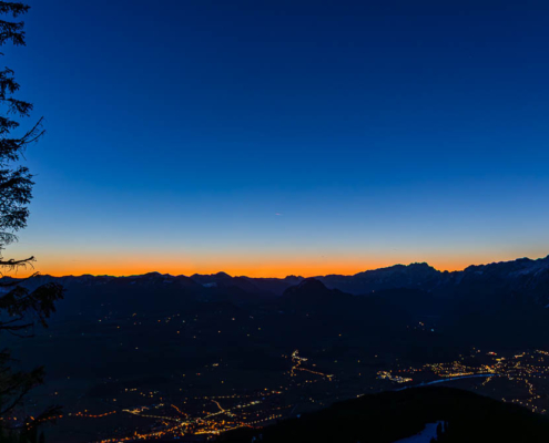 Blaue Stunde an der Rossfeld Panoramastraße