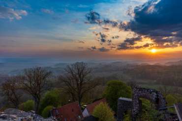 Fotokurs zum Sonnenuntergang und der Blauen Stunde auf der Burgruine Hohnstein im Naturpark Südharz